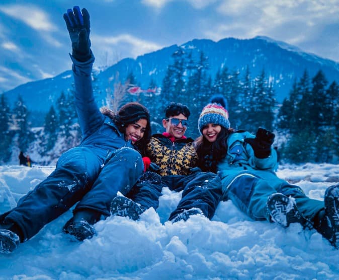 Manali–Kasol Mountain Escape by Cab